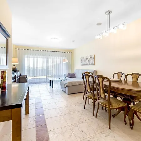 Gibraltar View & Fitness Apartment