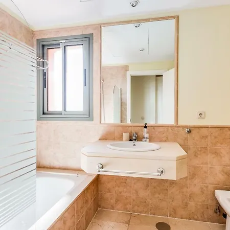 Apartment Gibraltar View & Fitness