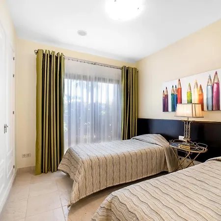Daire Gibraltar View & Fitness Estepona